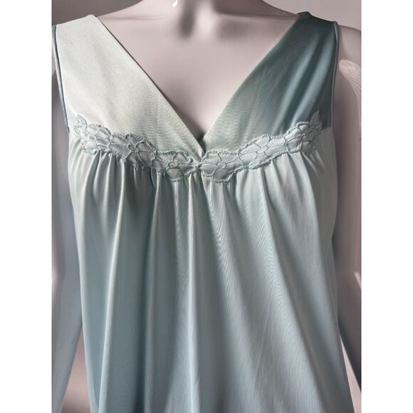 Vanity Fair Vintage Light Blue Nightgown M Made In USA - Picture 2 of 16